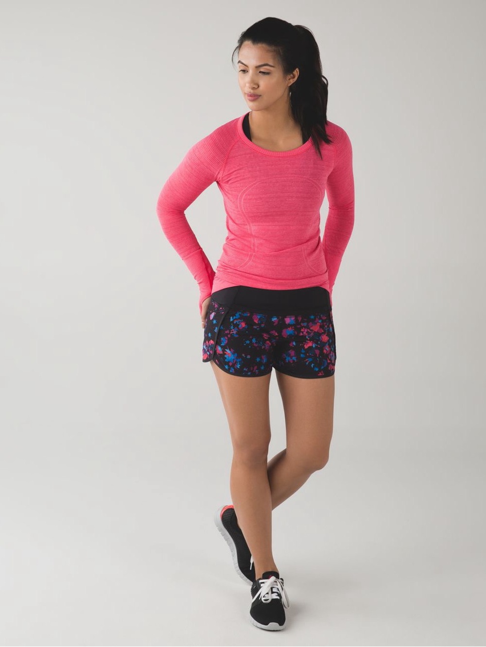 Lululemon Run Times 4” short Women’s Running gym training performance activewear